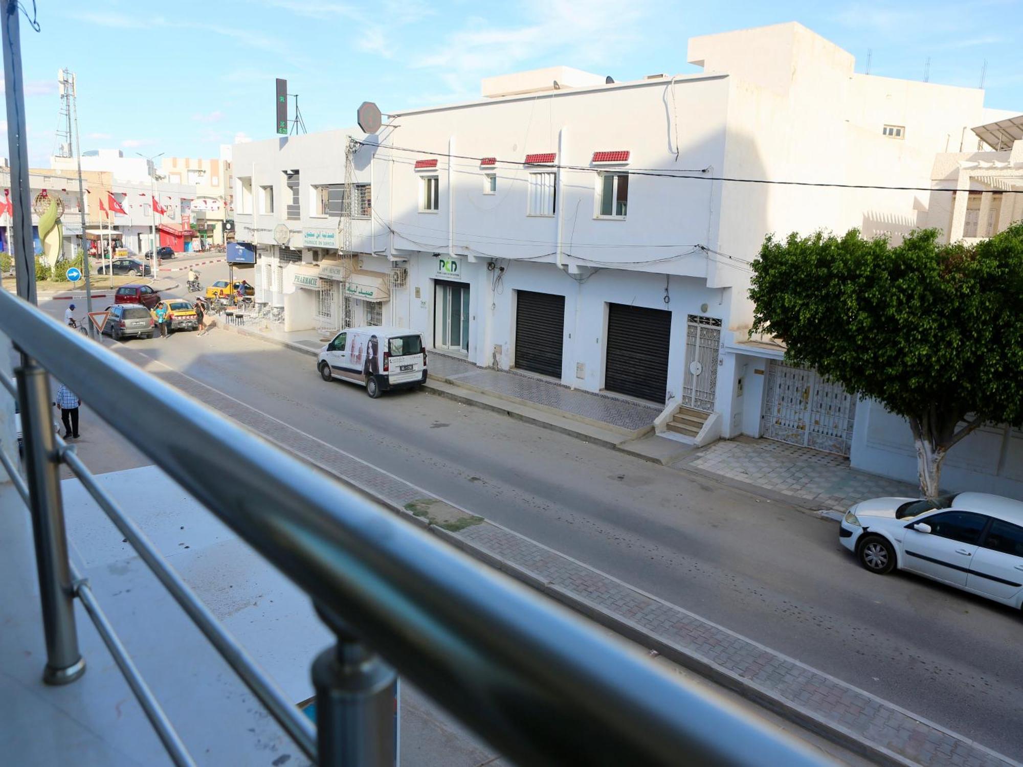 Ferienwohnung A 2 Pas De La Medina Kairouan Exterior foto